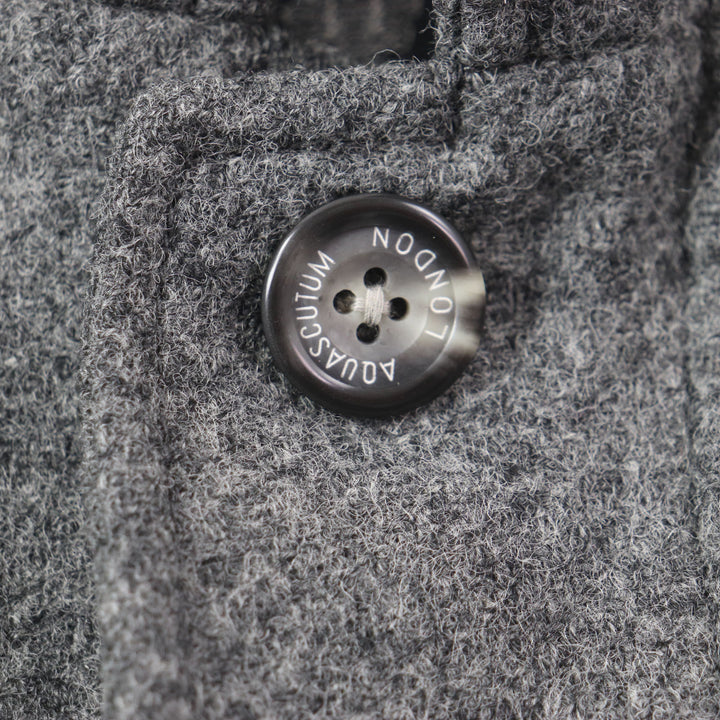極美品▼Aquascutum アクアスキュータム ツイード ロゴ入りボタン 比翼仕立て ジップアップ ダウンジャケット グレー M 正規品 メンズ