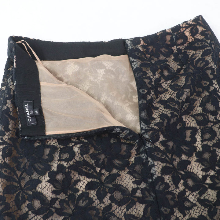 極美品☆CHANEL シャネル P64618V60643 裏地シルク100％ 総レース ライオン金具付 スカート ブラック 38 フランス製 正規品 レディース