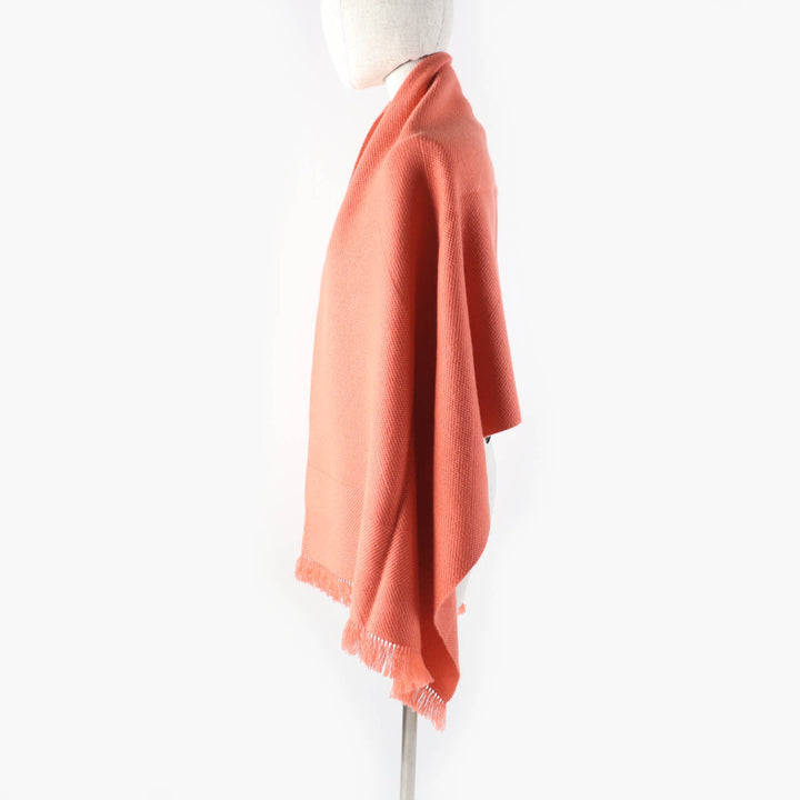 未使用品★HERMES エルメス グランド シェブロン カシミヤ100％ Rose Blush レザーロゴパッチ・フリンジ付 ストール マフラー 箱付き
