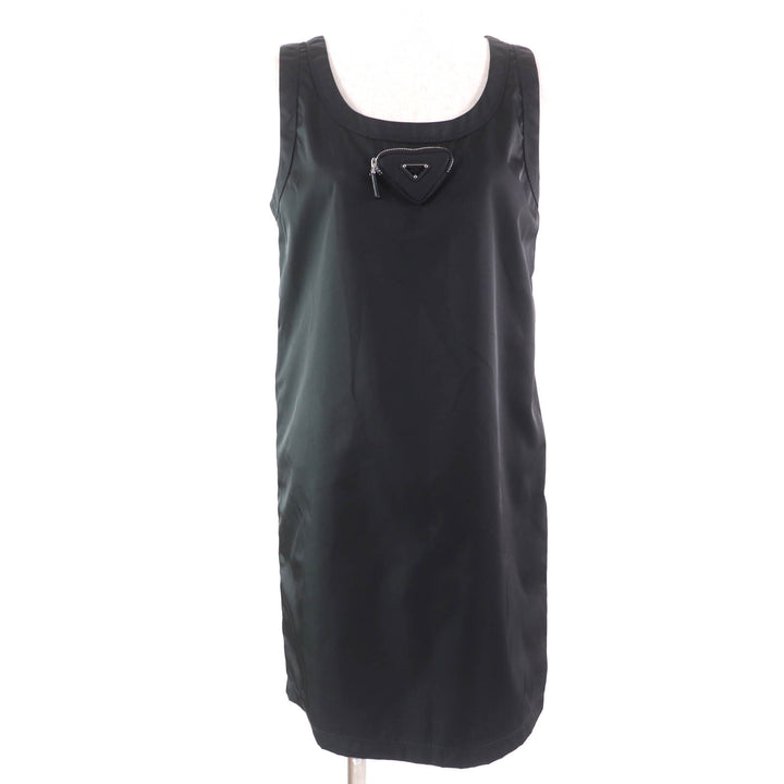 美品★PRADA プラダ 2023年製 230701 Re-Nylon トライアングルロゴ ノースリーブ ミニドレス ワンピース ブラック 40 定価264000円