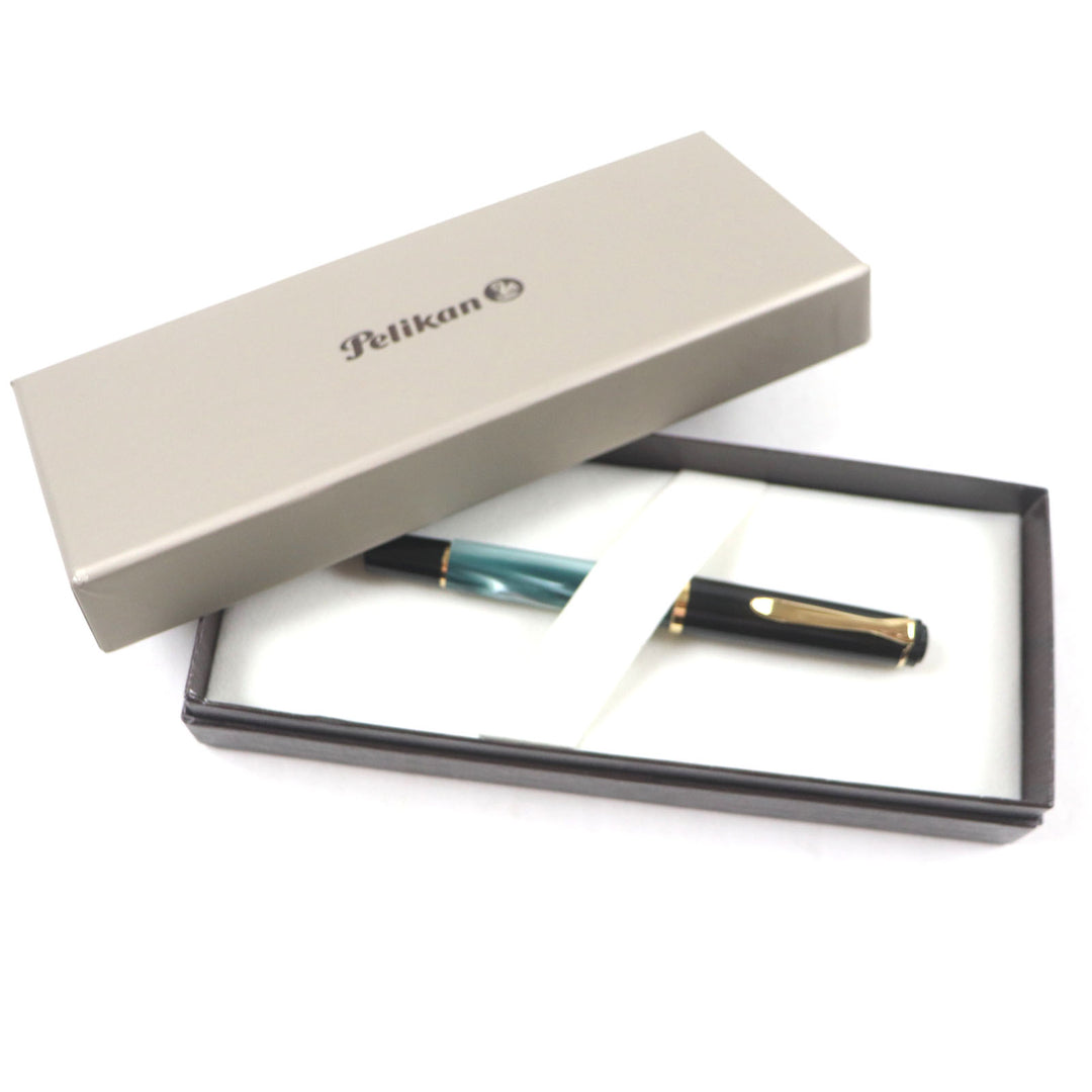 極美品▼PERIKAN ペリカン M200 クラシック EFニブ ロゴ刻印入り 万年筆 ブラック マーブルグリーン ゴールド 箱付き ドイツ製 メンズ