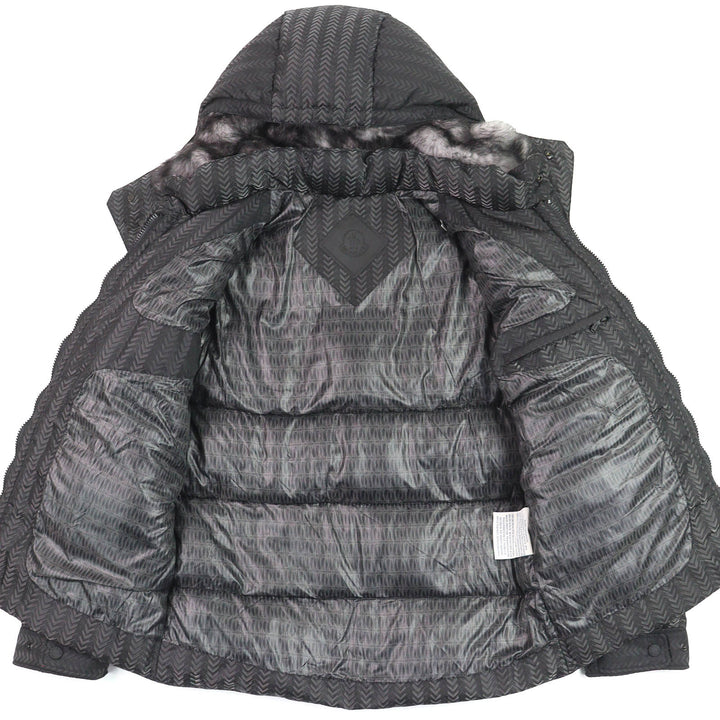 美品△MONCLER モンクレール TIAMAT ティアマート シェブロン柄 ロゴワッペン ラビットファー・フード付き ダウンジャケット ブラック 0