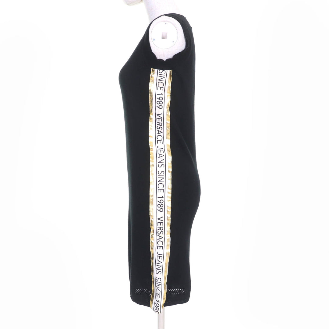 美品☆Versace Jeans ヴェルサーチ・ジーンズ B4HTB804 ロゴテープデザイン ノースリーブ ニット ワンピース ブラック M レディース