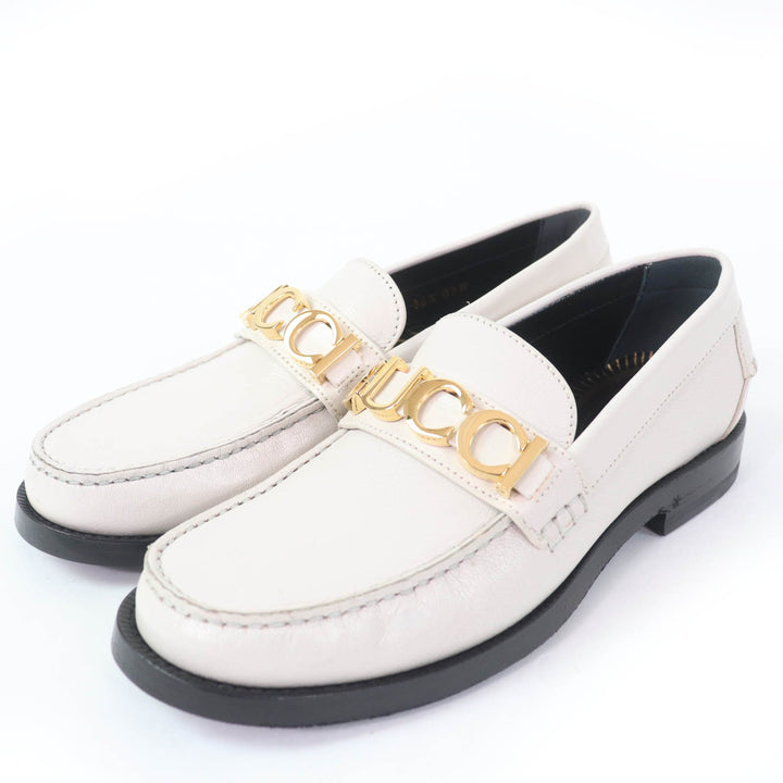未使用品☆GUCCI グッチ 700036 メタルロゴ レザー ローファー アイボリー ゴールド金具 36.5 箱・保存袋付き イタリア製 レディース