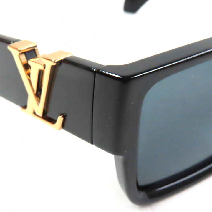 極美品▼LOUIS VUITTON ルイヴィトン 2023年製 Z2062E LV スリーク・スクエア サングラス ブラック ゴールド金具 57□18 145 箱付 メンズ