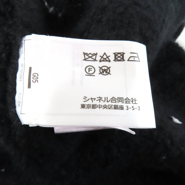 極美品★CHANEL シャネル P74369 カシミヤ シルク混 ラインストーンココマークボタン付 マトラッセ柄 ZIP UP ジャケット 黒 白 38 袋付