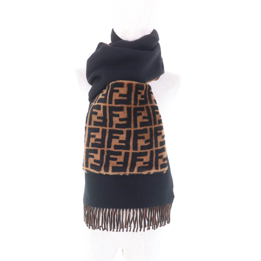 美品★FENDI フェンディ FXT252 カシミヤ混 ズッカ柄 ファーポケット付 フリンジ マフラー ストール 黒 茶 保存袋付 伊製 定価316800円