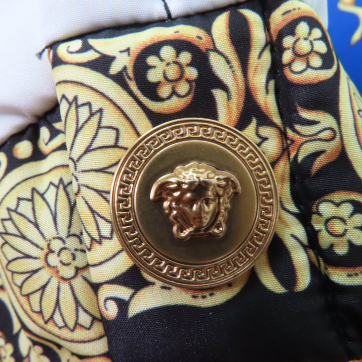 未使用品☆VERSACE ヴェルサーチ A80273 バロックプリント メデューサボタン ダウンジャケット マルチ 36 イタリア製 正規品 レディース