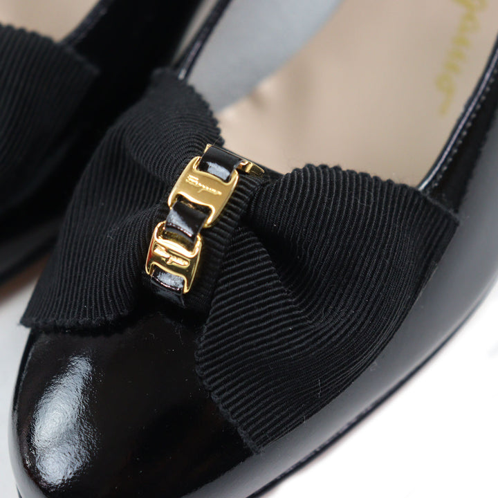 極美品▲Salvatore Ferragamo サルヴァトーレフェラガモ 67035 MAIL ヴァラリボン レザーパンプス ブラック ゴールド金具 5 箱・保存袋付