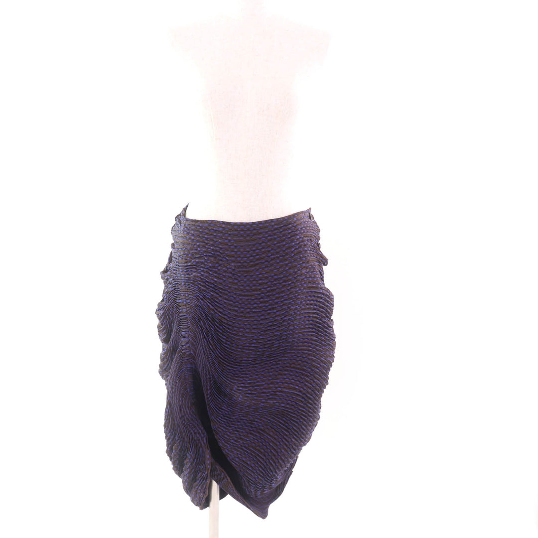 極美品★ISSEY MIYAKE イッセイミヤケ IM62FG565 3Dスチーム 膝丈 スカート パープル ブラウン 2 日本製 正規品 レディース
