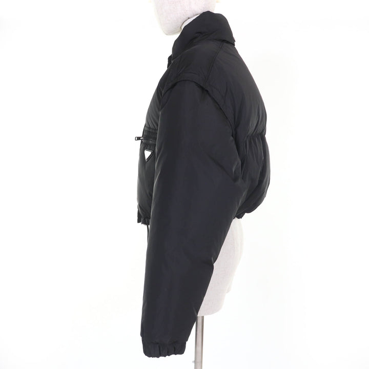極美品☆PRADA プラダ 23AW 29Y132 RE-NYLON トライアングルロゴ クロップド 2WAY ダウンジャケット ブラック 40 正規品 レディース