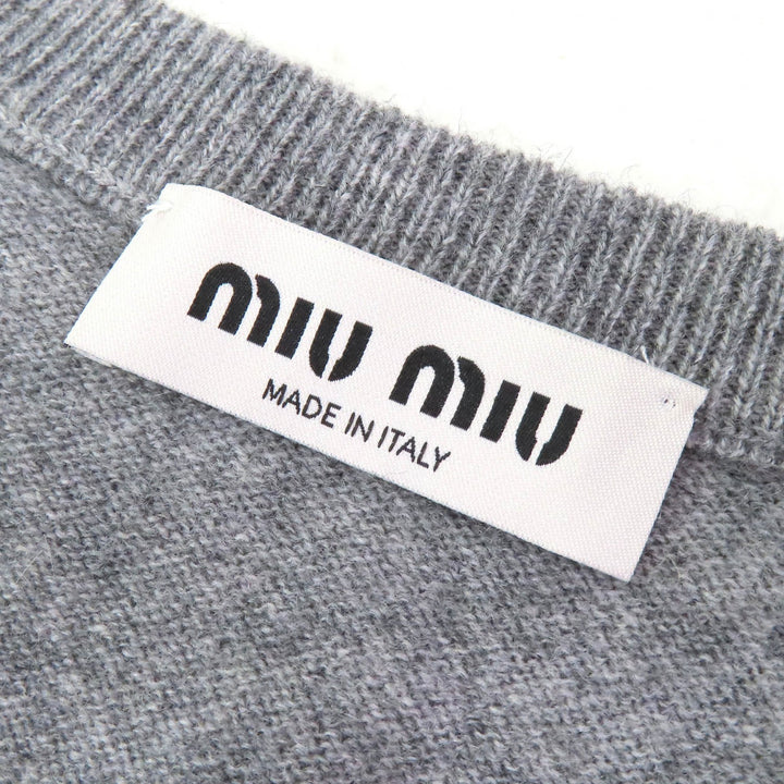 極美品△MIUMIU ミュウミュウ 2023年製 MMV106 カシミヤ100％ ロゴ アーガイル柄 Vネック ニット ベスト グレー系 38 イタリア製 正規品