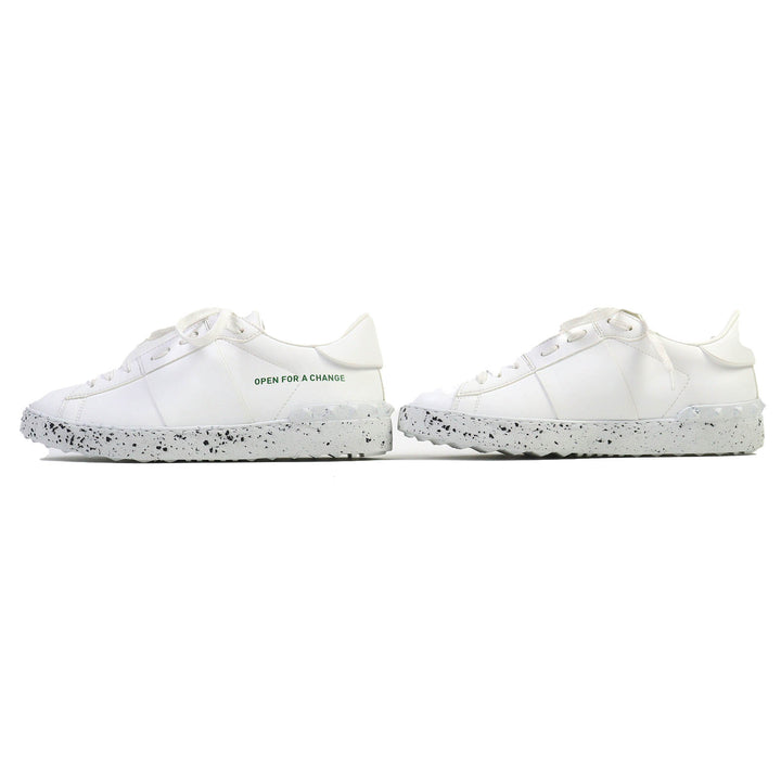 未使用品△Valentino Garavani ヴァレンティノガラヴァーニ ZY2S0830 レザー ロックスタッズ OPEN FOR A CHANGE スニーカー 軽量 38