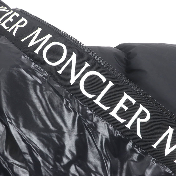 美品□MONCLER モンクレール 2021年製 MONTCLA モンクラ ロゴ刺繍 フーデッド WZIP ダウンジャケット ブラック 0 正規品 メンズオススメ