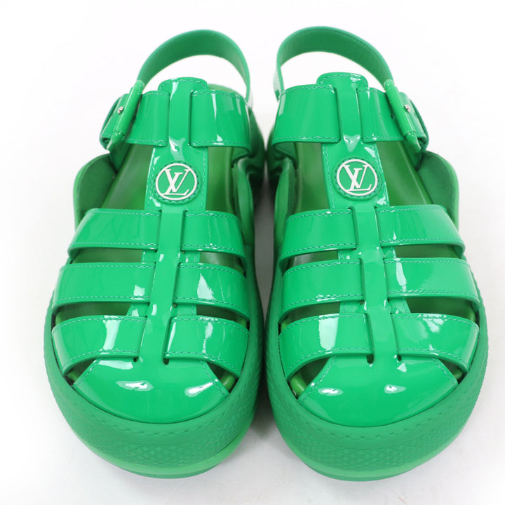 未使用品☆LOUIS VUITTON ルイヴィトン 1AB17J アークライト・ライン パテントレザー LVロゴ サンダル グリーン 36 箱付 伊製 レディース