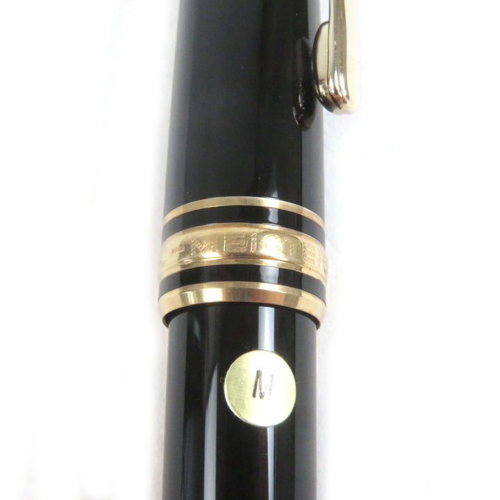 極美品□MONTBLANC モンブラン マイスターシュテュック クラシック 14K Mニブ キャップ式 万年筆 ブラック ゴールド ケース付 ドイツ製