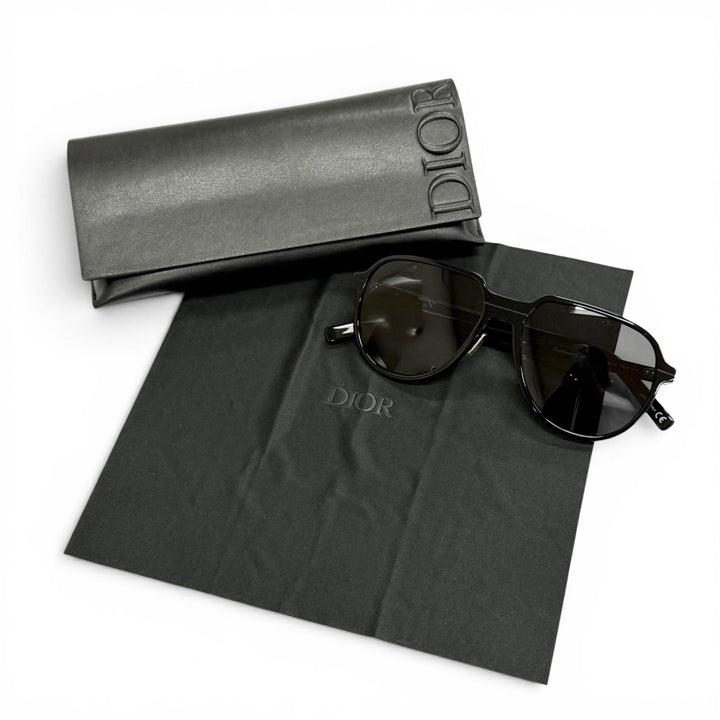 良品△DIOR ディオール Dior Essential AF CDロゴ サングラス アイウエア ブラック レンズ：グレー 58□17 150 イタリア製 メンズ