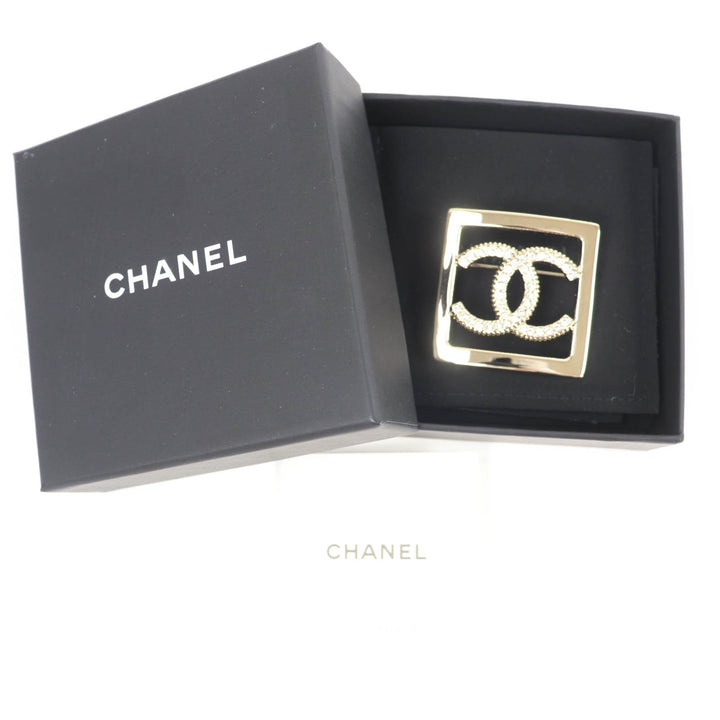 極美品☆CHANEL シャネル A23P ココマーク ラインストーン ブローチ アクセサリー ゴールド 箱付き フランス製 レディース