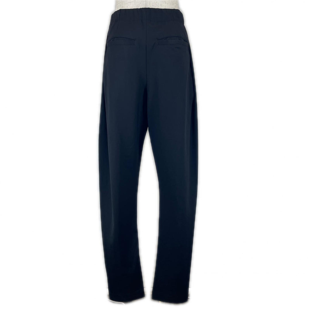 美品▲ISSEY MIYAKE イッセイミヤケ IM38FF065 ウール100% スラックス パンツ ブラック 2 日本製 正規品 レディース