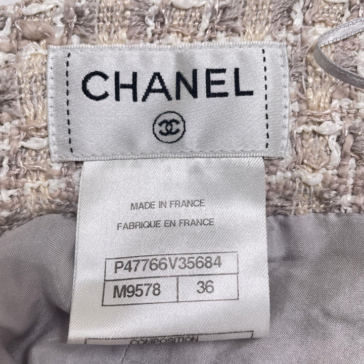 極美品▲CHANEL シャネル P47766 ココマークパーツ 膝丈 ツイードスカート タイトスカート ベージュ 36 フランス製 正規品 レディース