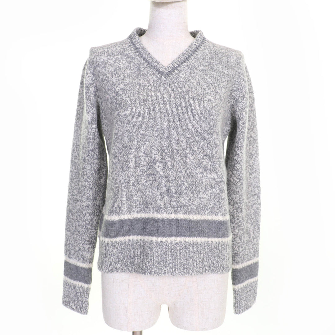 極美品☆Christian Dior クリスチャンディオール 054S01AM303 カシミヤ混 バックロゴ Vネック 長袖 ニット グレー 38 正規品 レディース