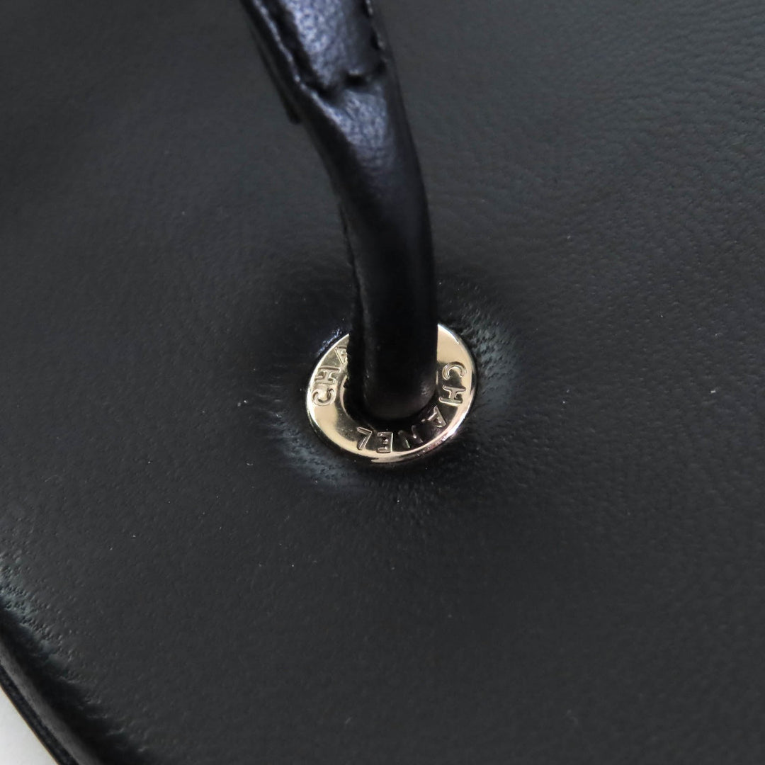 未使用品△CHANEL シャネル 24C G45428 ココマーク アンクルストラップ レザー トングサンダル フラットサンダル ブラック 36 スペイン製