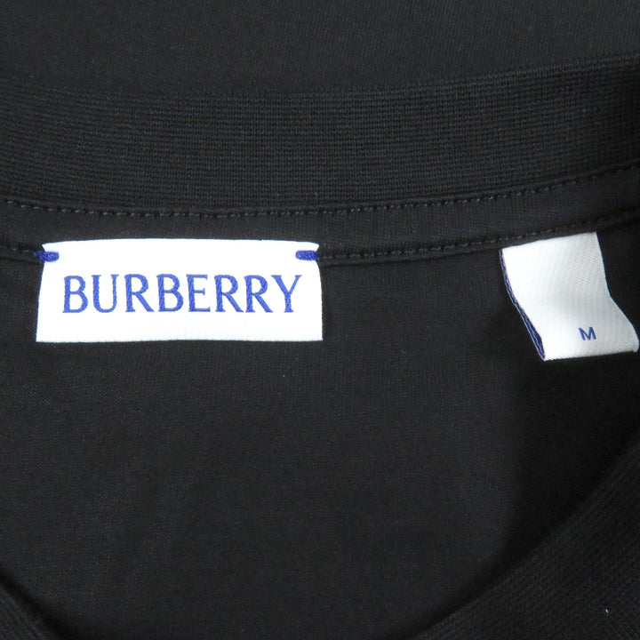 未使用品□BURBERRY バーバリー 8080324 コットン100％ ロゴプリント クルーネック カットソー 半袖Ｔシャツ ブラック M 正規品 メンズ