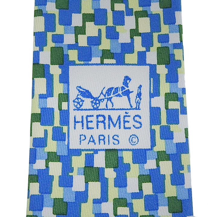 美品▲HERMES エルメス 5089 PA シルク100％ 総柄 ロゴプリント ネクタイ ブルー グリーン系 マルチ フランス製 メンズ