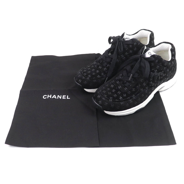 極美品★CHANEL シャネル G39230 総ココマーク柄 レースアップ スウェードレザー スニーカー ブラック 37 保存袋付き 伊製 レディース