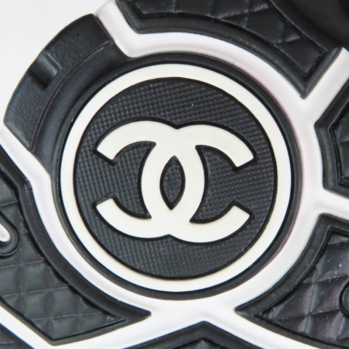 極美品★CHANEL シャネル G39230 総ココマーク柄 レースアップ スウェードレザー スニーカー ブラック 37 保存袋付き 伊製 レディース