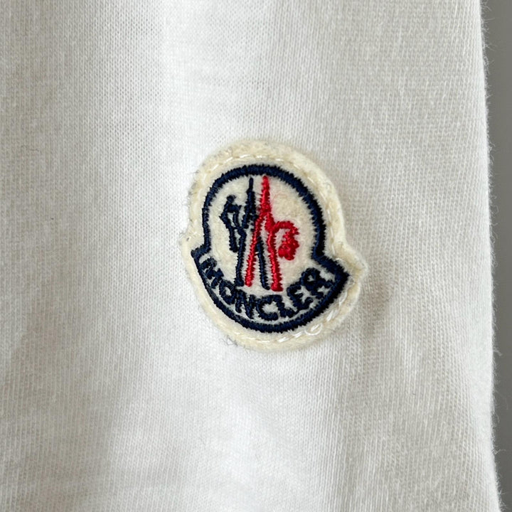 美品▲MONCLER モンクレール 23SS MAGLIA MANICA CORTA コットン100％ ロゴワッペン付き 半袖Ｔシャツ ホワイト M 正規品 レディース
