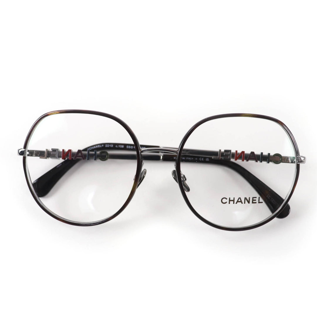 極美品☆CHANEL シャネル 2213 メタル ロゴ入り メガネ 眼鏡 アイウェア クリアブラウン（マーブル） シルバー 53□17 135 デモレンズ
