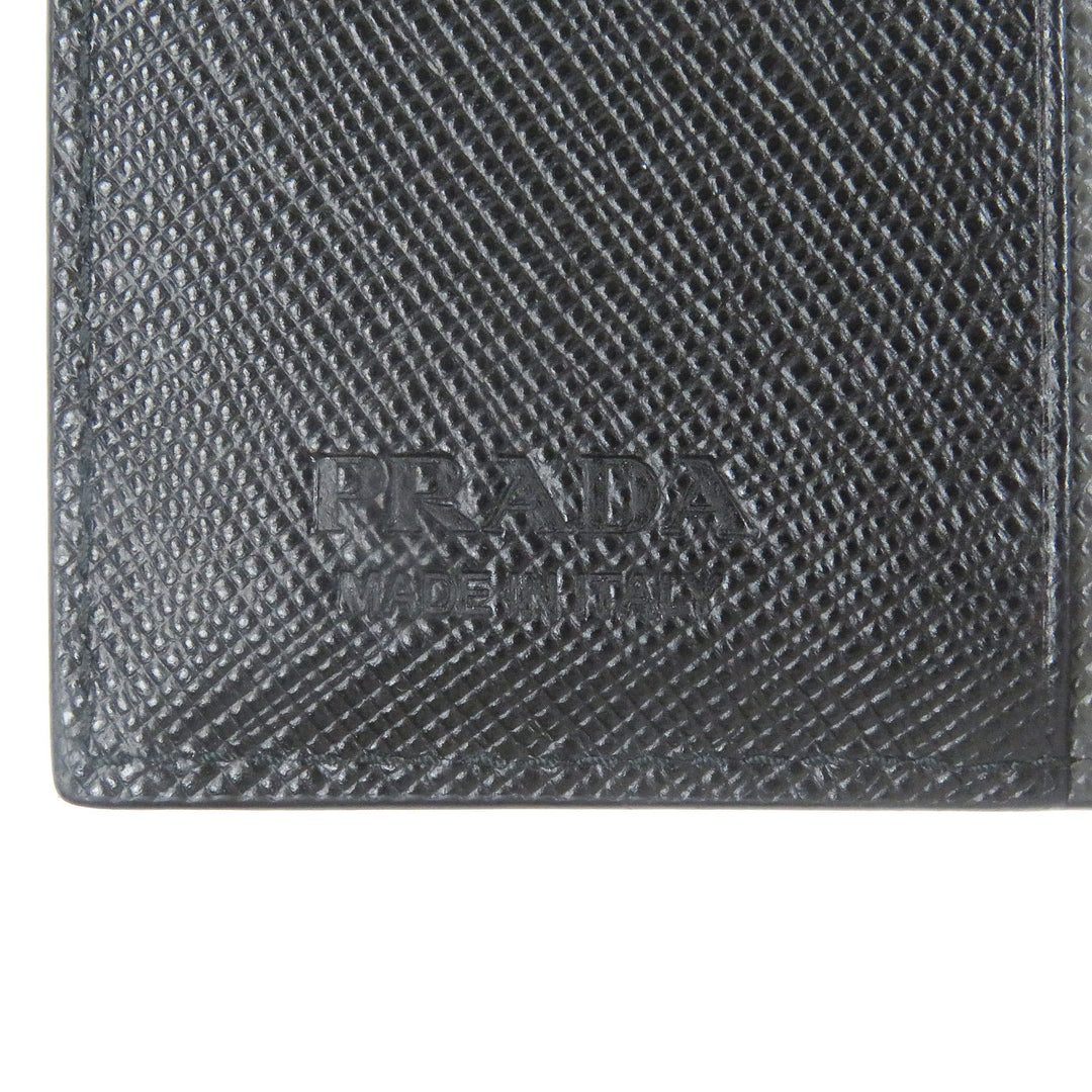 極美品□PRADA プラダ 2MO004 ロゴプレート サフィアーノ マルティック レザー 二つ折り カードケース 札入れ ネロ イタリア製 メンズ