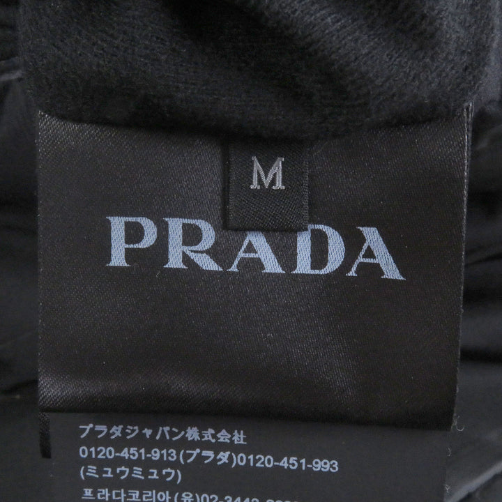 美品□PRADA プラダ 21AW リサイクルポリエステル フード入り ダウンベスト ブラック系 M ハンガー・ガーメント付き イタリア製 正規品