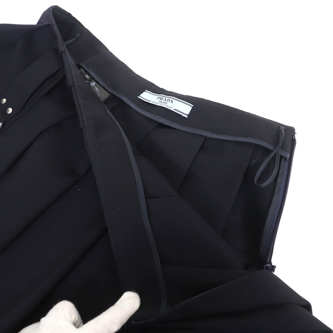 極美品△PRADA プラダ 2024年製 P185Y ペチコート付き メタルリング ウールギャバジン ミニ プリーツスカート ネイビー 36 定価335500円