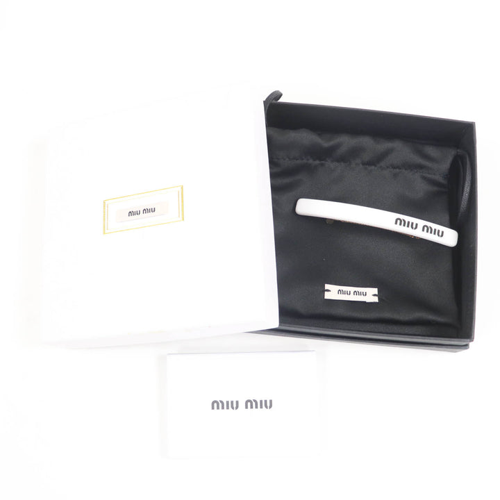 極美品☆MIUMIU ミュウミュウ 51F125 ロゴ入り バレッタ ヘアアクセサリー ホワイト ブラック 箱・保存袋付き イタリア製 レディース