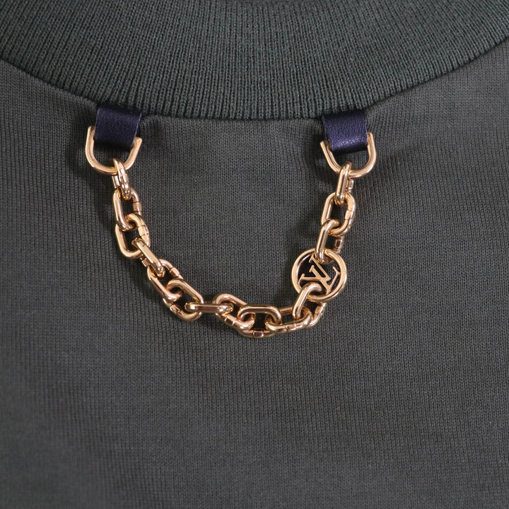 極美品★LOUIS VUITTON ルイヴィトン 23AW コットン100％ モノグラム チェーン装飾 ZIPデザイン 半袖Ｔシャツ カーキ XL　伊製 正規品