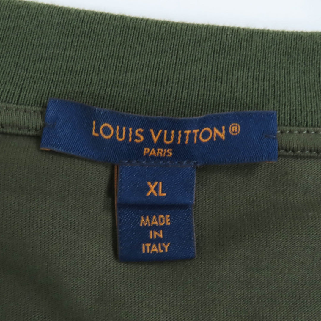 極美品★LOUIS VUITTON ルイヴィトン 23AW コットン100％ モノグラム チェーン装飾 ZIPデザイン 半袖Ｔシャツ カーキ XL　伊製 正規品