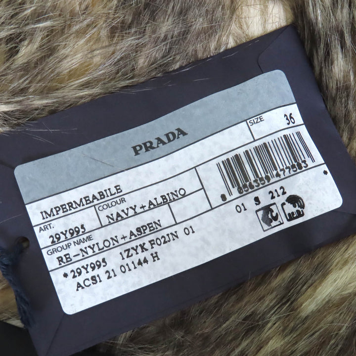 未使用品△PRADA プラダ 2021年製 29Y995 トライアングルロゴポーチ付 エコファー・フード付 RE-NYLON ロング コート ネイビー 36 正規品