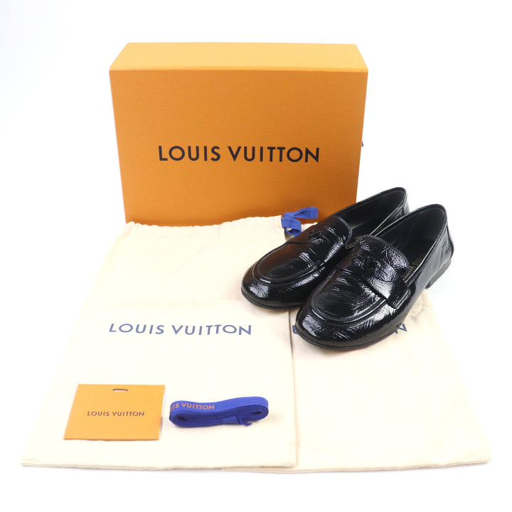 美品★LOUIS VUITTON ルイヴィトン 24SS 1ACYYL ソーホー・ライン LV金具付 レザー ローファー ブラック 38 箱・保存袋付き イタリア製