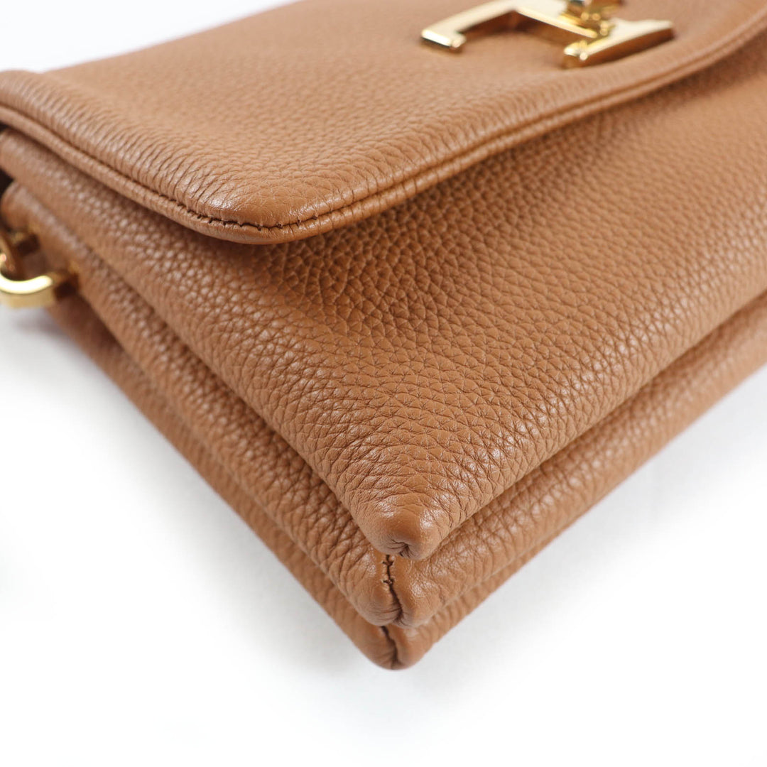 美品☆TOD’S トッズ XBWTSQC0100T5ZS410 Tタイムレス フラップ バッグ ミニ レザー ショルダーバッグ ブラウン レディース 定価355300円