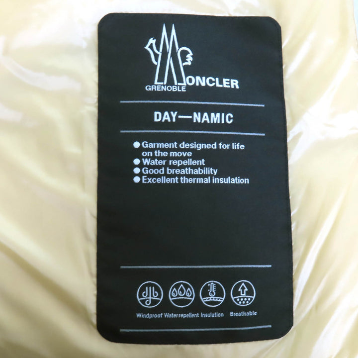 極美品△MONCLER GRENOBLE モンクレール グルノーブル 23-24SS SORAPIS ロゴワッペン ロゴボタン ダウンベスト オフホワイト 0 正規品