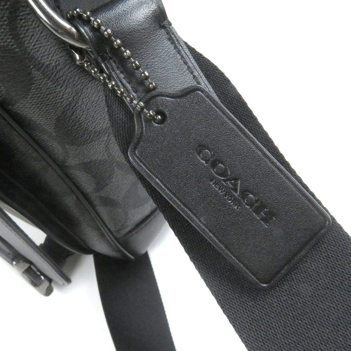 美品□COACH コーチ C2793 レザー シグネチャー トラック メッセンジャーバッグ ショルダーバッグ ブラック ロゴチャーム・保存袋付き