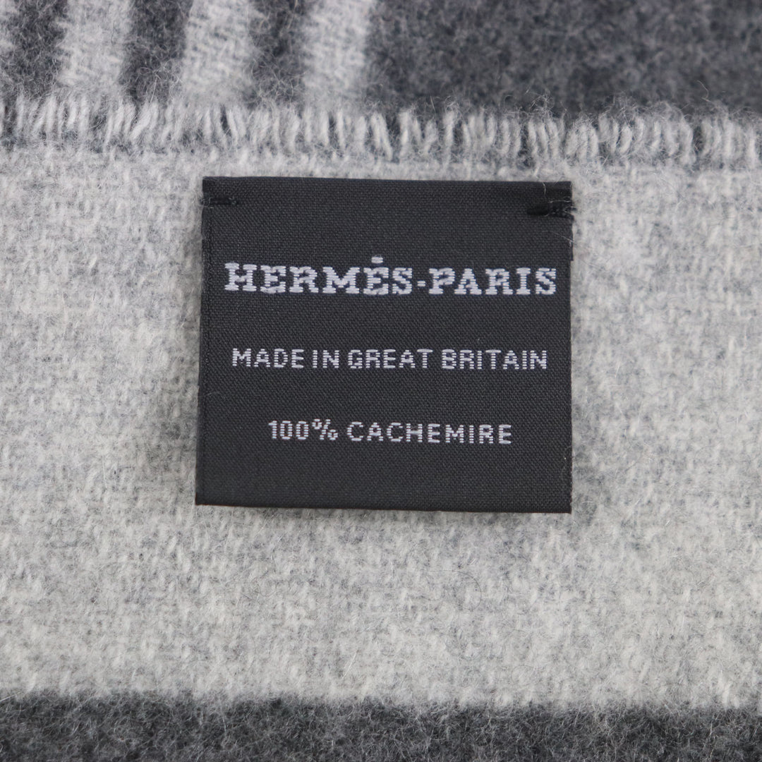 極美品▼HERMES エルメス サングル ア ブックル カシミヤ100% アントグラシト グリ・クレール フリンジ マフラー 箱付き 英国製 メンズ
