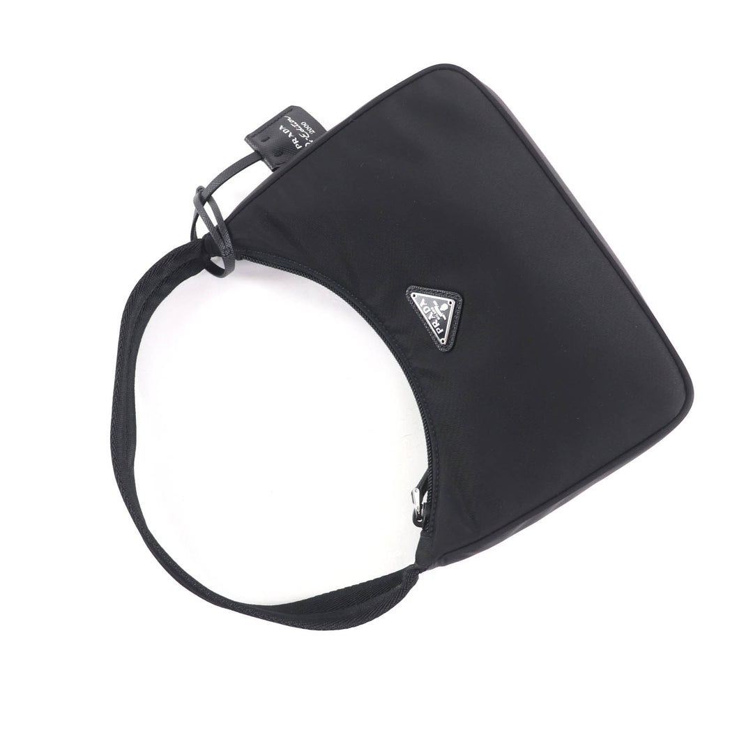 未使用品★PRADA プラダ 1NE515 Re-Edition 2000 Re-Nylon ミニバッグ 三角プレート チャーム付 ワンショルダーバッグ ブラック