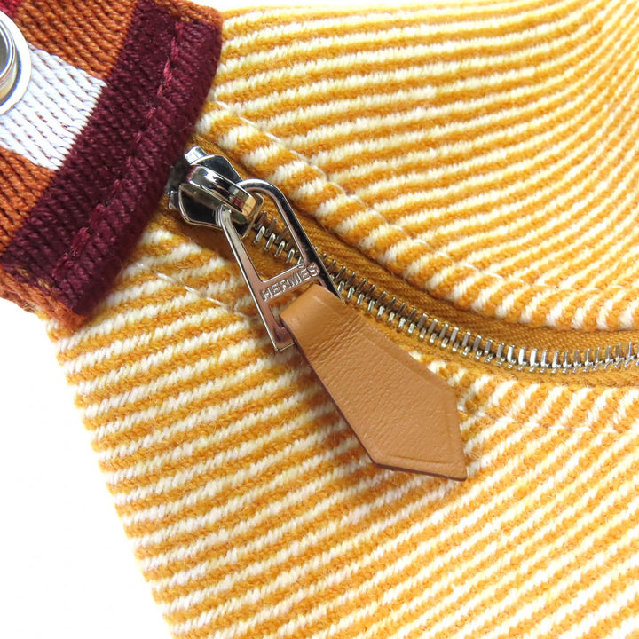 未使用品△HERMES エルメス ブリッド ア ブラック PM オ・カレ ウール100％ フォーブ オレンジ シルバー金具 Hロゴ ハンドバック ポーチ