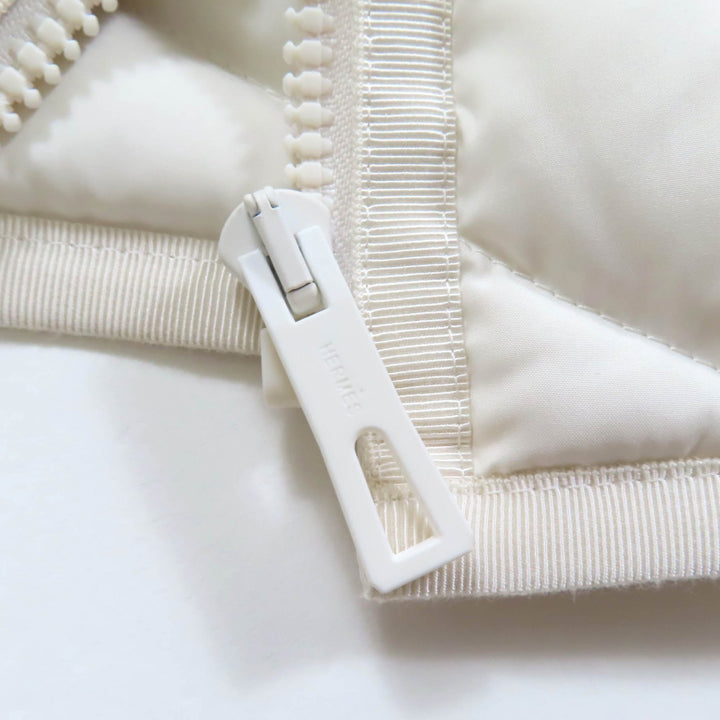 未使用品★HERMES エルメス 24AW 4H0169DR ポケッタブル セリエラバーパッチ付 ZIP UP ダウンベスト 34 ハンガー・ガーメント付 正規品