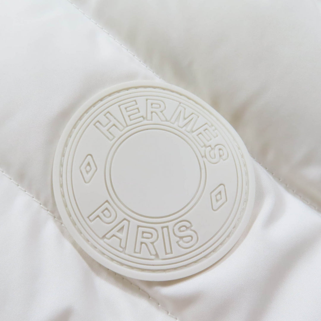 未使用品★HERMES エルメス 24AW 4H0169DR ポケッタブル セリエラバーパッチ付 ZIP UP ダウンベスト 34 ハンガー・ガーメント付 正規品