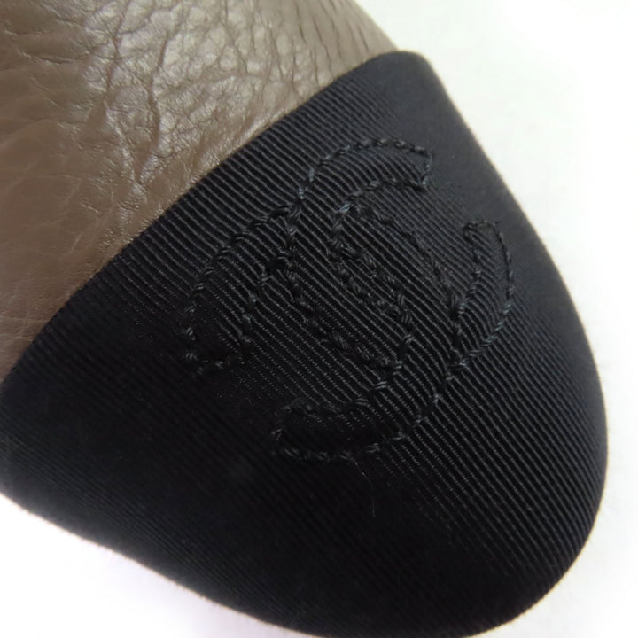 極美品◇CHANEL シャネル G36438 ココマークステッチ バイカラー ラウンドトゥ レザー ブーツ グレージュ系 36.5 イタリア製 レディース