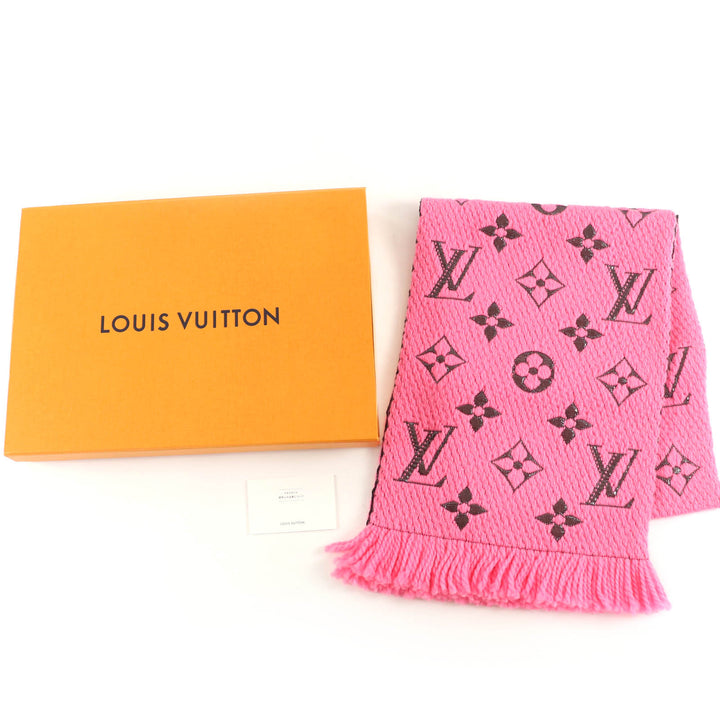 極美品☆LOUIS VUITTON ルイヴィトン 2019年製 M76070 エシャルプ ロゴマニア シャイン シルク混 ローズポップ マフラー 伊製 正規品